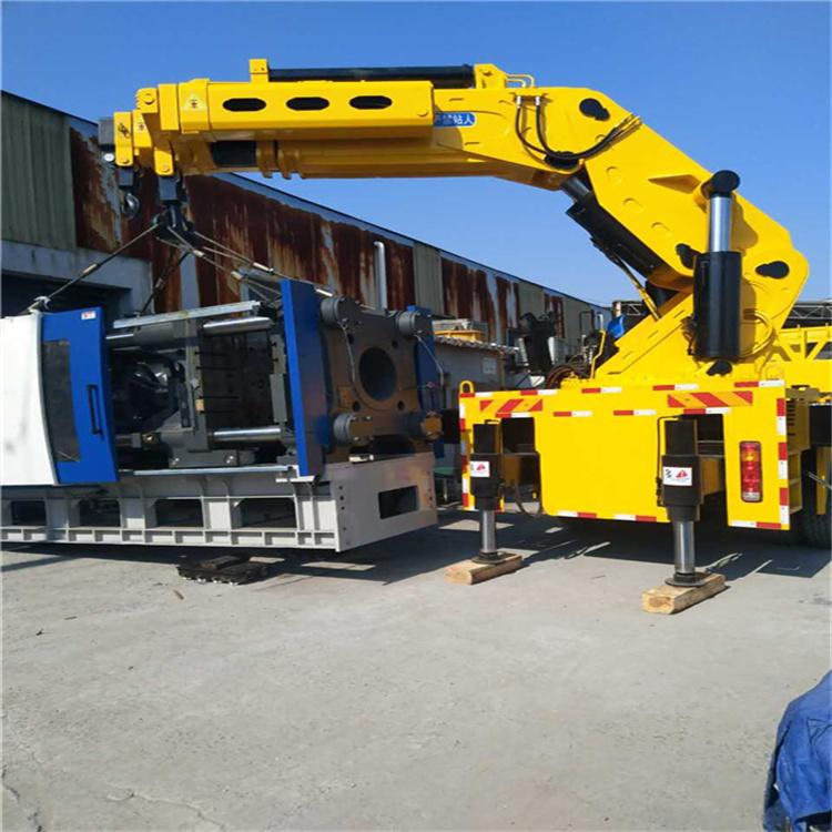 大冶 大吨位折臂吊出租费用解析：一小时租赁多少钱