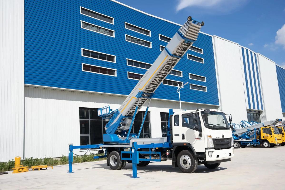 大冶小型云梯车上料车租赁多少钱