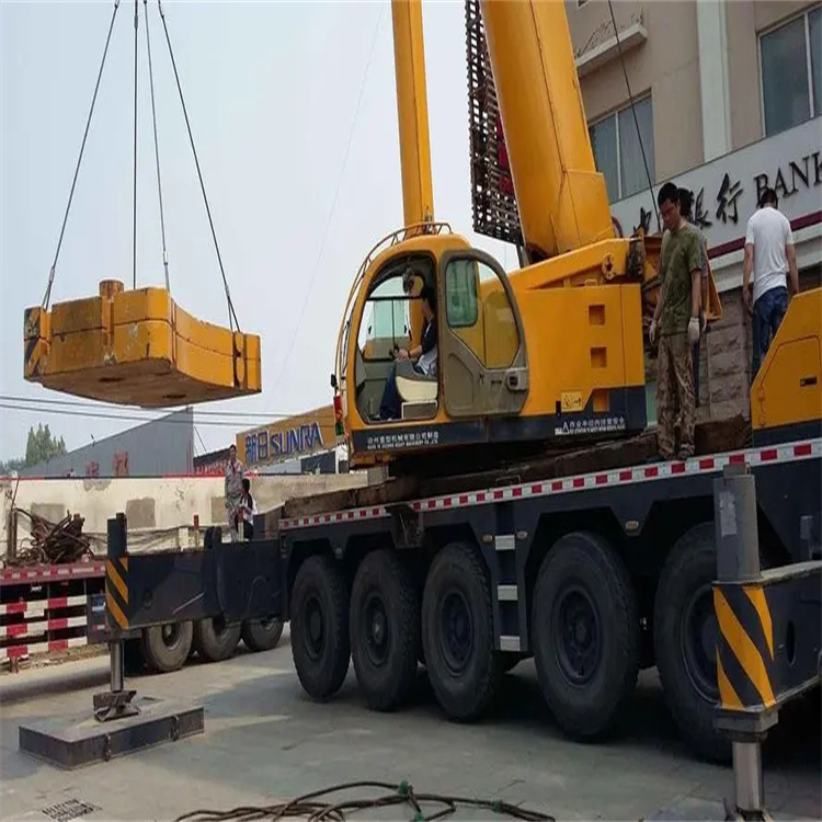 大冶当地吊车出租|机器吊装|75吨|工厂搬迁服务